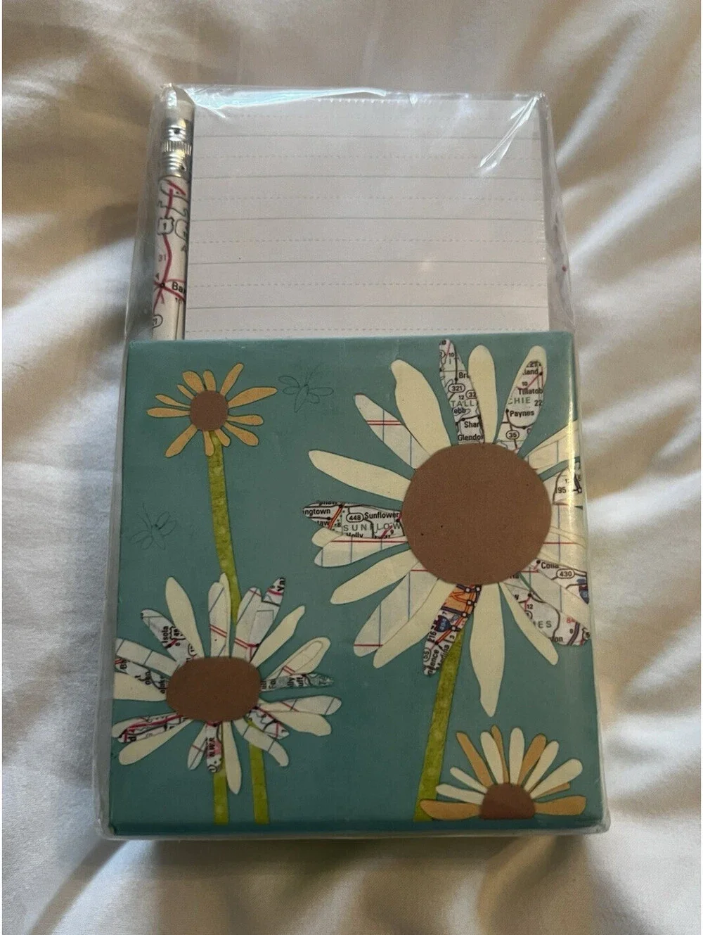 New Floral teal, green white Daisy Note Pad & Pencil garden office kitchen Set